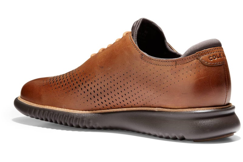 Cole Haan Men's 2.Zerogrand Laser Wingtip Oxford, British tan/Java, 10 Wide - Image 4